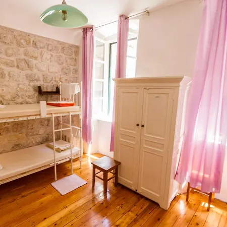 Hostel Old Town